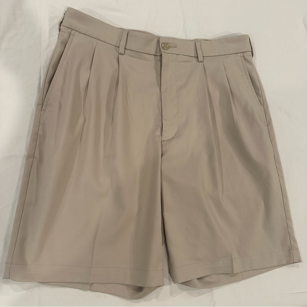Pro Tour Golf Shorts Light Tan Size 32 Mens